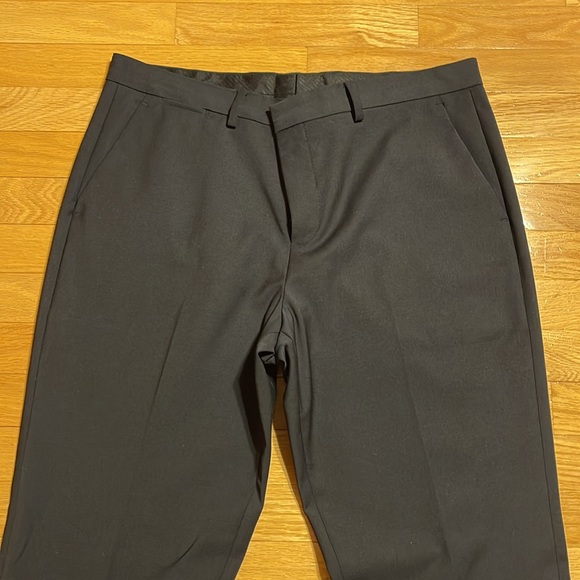 Express Slim Black Wool-Blend Modern Tech Suit Pant - Picture 7 of 11